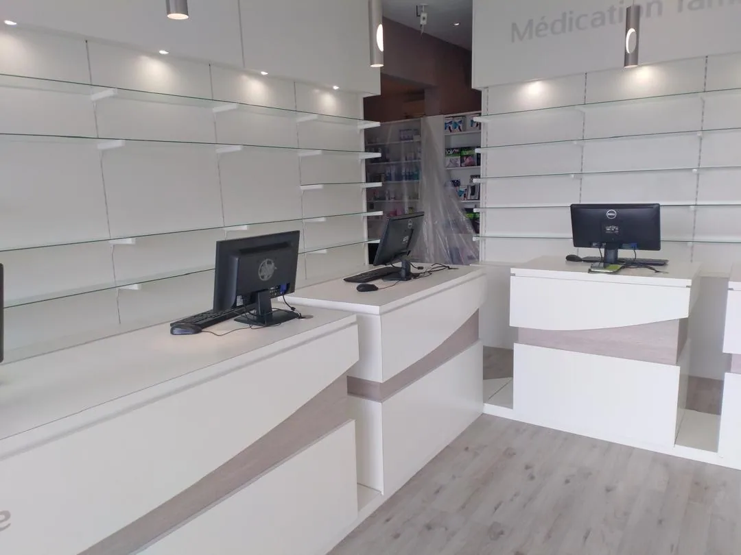 Équipements & Installations Pharmaceutiques